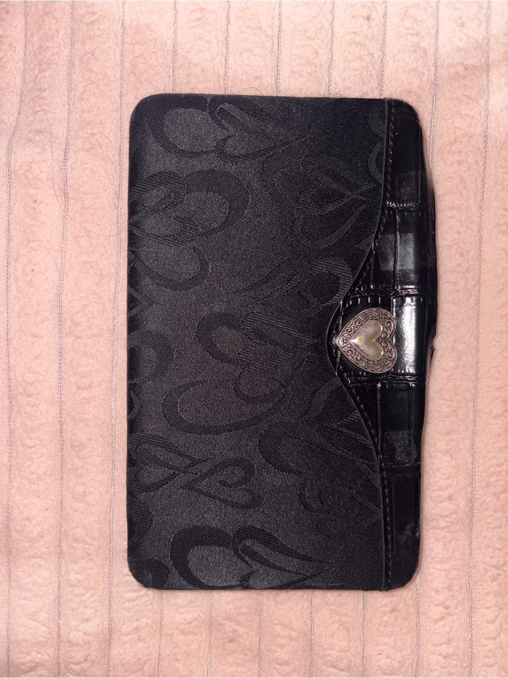Vintage Black Heart-Accented Wallet